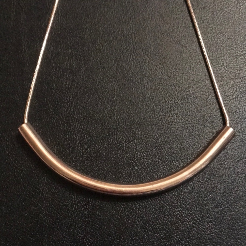 Rose gold Bar necklace